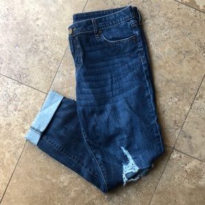 Distressed Boyfriend Jeans
